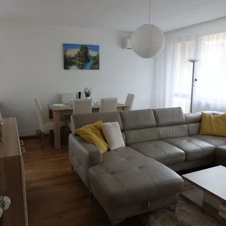 Turgenevova Appartement